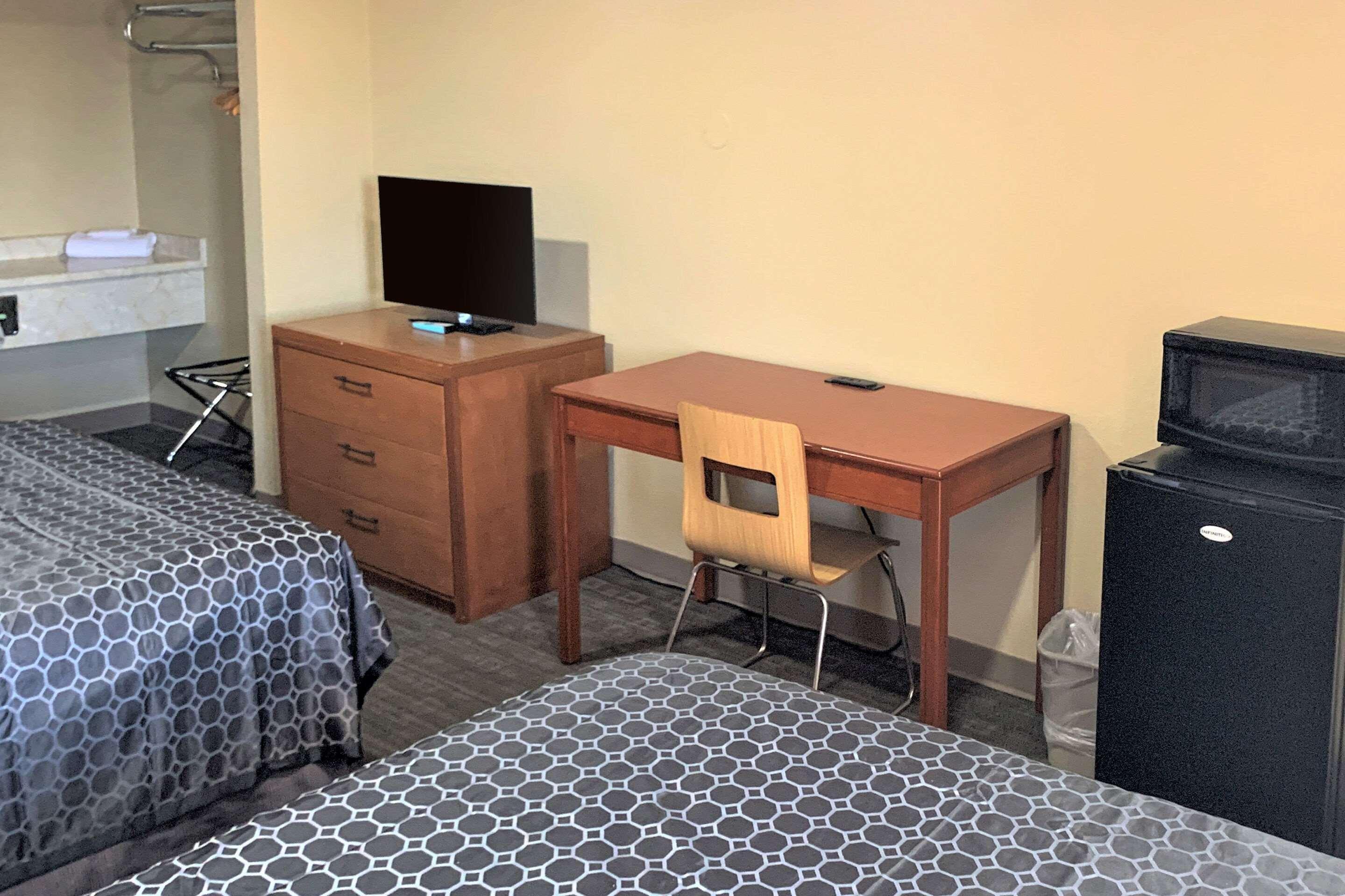 Rodeway Inn Sacramento-University Area Экстерьер фото